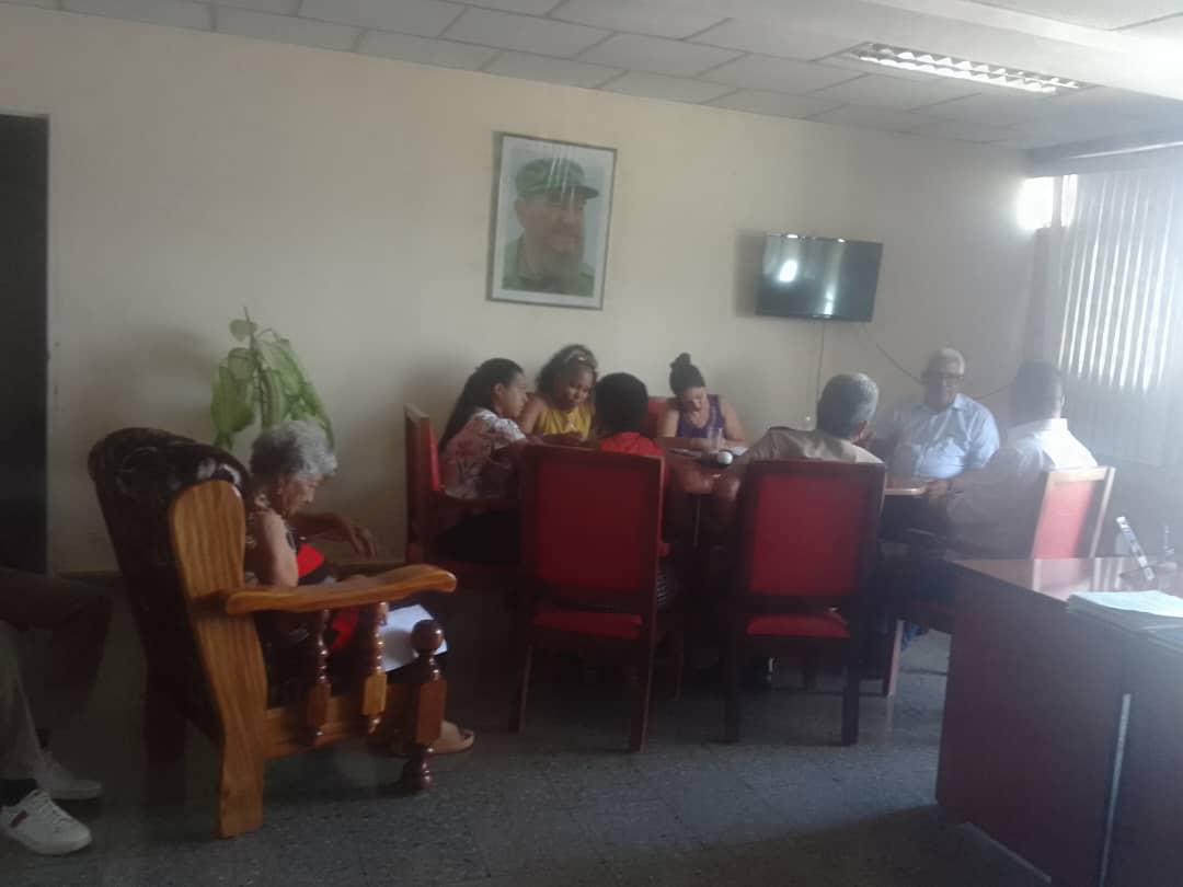 Evaluamos con los directivos y jueces del Tribunal Provincial Popular de Mayabeque el cumplimiento de las Prioridades en la actividad judicial y en la gestión integral de los recursos humanos. Se obtienen resultados favorables. <a href="/DiazCanelB/">Miguel Díaz-Canel Bermúdez</a> <a href="/RivesYunier/">Yunier Bacallao Rives</a>  <a href="/TSupremoCU/">TSupremoCU</a>