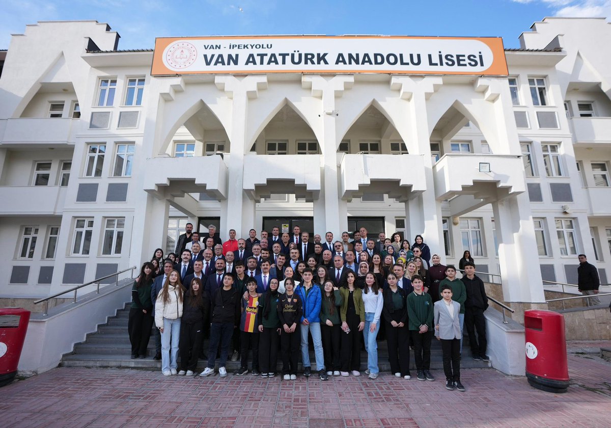 Gülşen Orhan tweet media