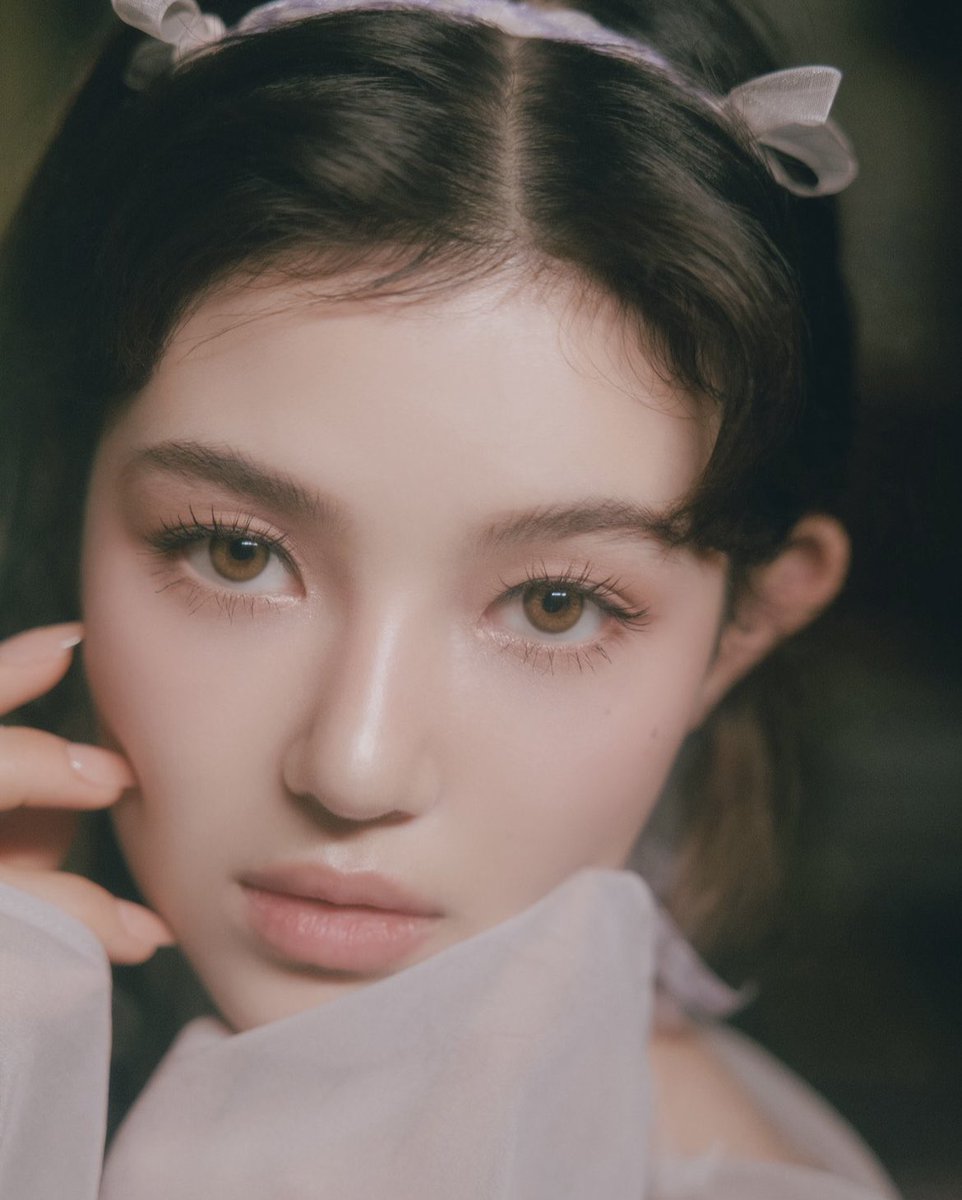 keitadj3's tweet image. ダニエル、誕生日おめでとう🎊🎂🎁

05年4月11日オーストラリア生まれ。4歳の時韓国に来て3年間居住しキッズモデルとして活動。その後ソウルでデフダンススクールに通った。20年中学3年の時から2年間練習生として過ごし、22年7月 #NewJeans でデビュー。25年12月脱退
#HappyDanielleDay