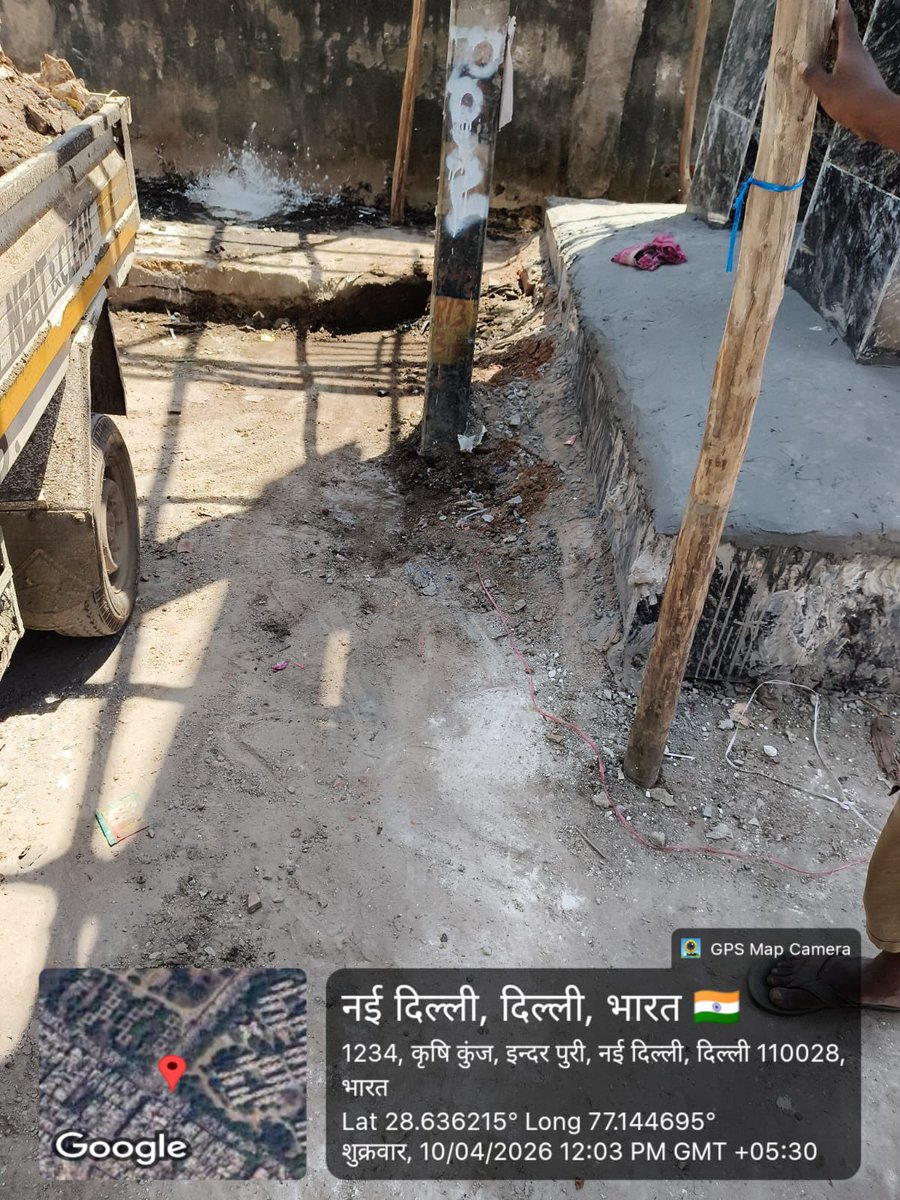 kbzdc's tweet image. To ensure cleaner surroundings and obstruction-free roads, Karolbagh Zone MCD teams were on duty today for malba removal.

🏗️ Total malba lifted: 47.2 MT on 10th April  2026.

Continuous efforts towards a debris-free &amp;amp; clean Delhi.
#MCDDelhi #CleanDelhi #PollutionControl