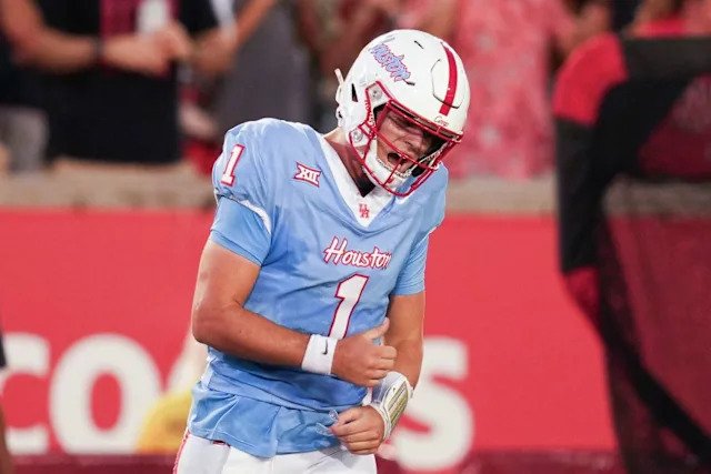 NCAAFNation247's tweet photo. ● QB Spotlight ●

Conner Weigman - Houston

• Weigman had the best season of his career in 2025 and helped lead UH to a 10 win season. In his career Weigman has thrown for 5,399 yards 44 Touchdowns 16 INTs while completing 62.6% of his passes. He's also a solid runner with 961 Rushing yards 13 Touchdowns.