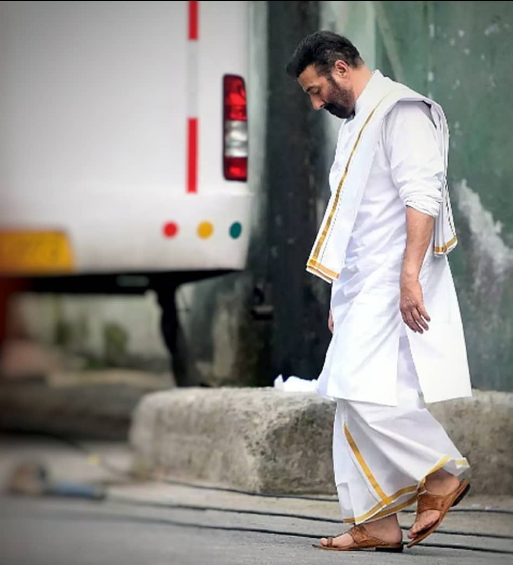 LegendDeols tweet media