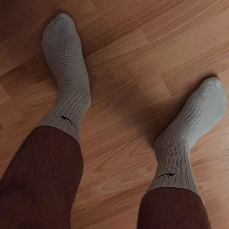 mirko_master01's tweet photo. Leccatemi le calze e poi piedi... tanto non riuscite a farne a meno...
@MODmodelss 
@rt_feet 
@FindomPromoHQ 
@CuriousFindomme 
@Bank_on_Fi 
@Diego00001111 
@FinDommes https://t.co/uvIelJg3nw