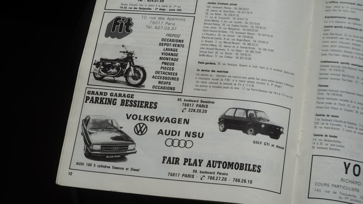 Mairie17's tweet image. 😯 On a retrouvé un ancêtre du #ParisDixSept… Un “Paris Magazine” datant de 1979 !

Un article consacré à Jacques Chirac, des pubs pour des Audi 100 et Volkswagen Golf GTI, les “bonnes adresses” de #Paris17 version 70’s… ✨

Un vrai voyage dans le temps ! 🕰️

#Retro #Vintage
