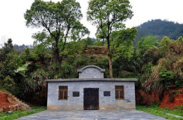 JiangLv4's tweet photo. Zhu Quan(1378–1448), the 17th son of Zhu Yuanzhang, turned political setback into cultural legacy, devoting himself to Daoism, music, tea culture and writing. He was later buried in a grand tomb near Nanchang, now known as the largest Ming Dynasty underground mausoleum in Jiangxi https://t.co/aGD977MjL4
