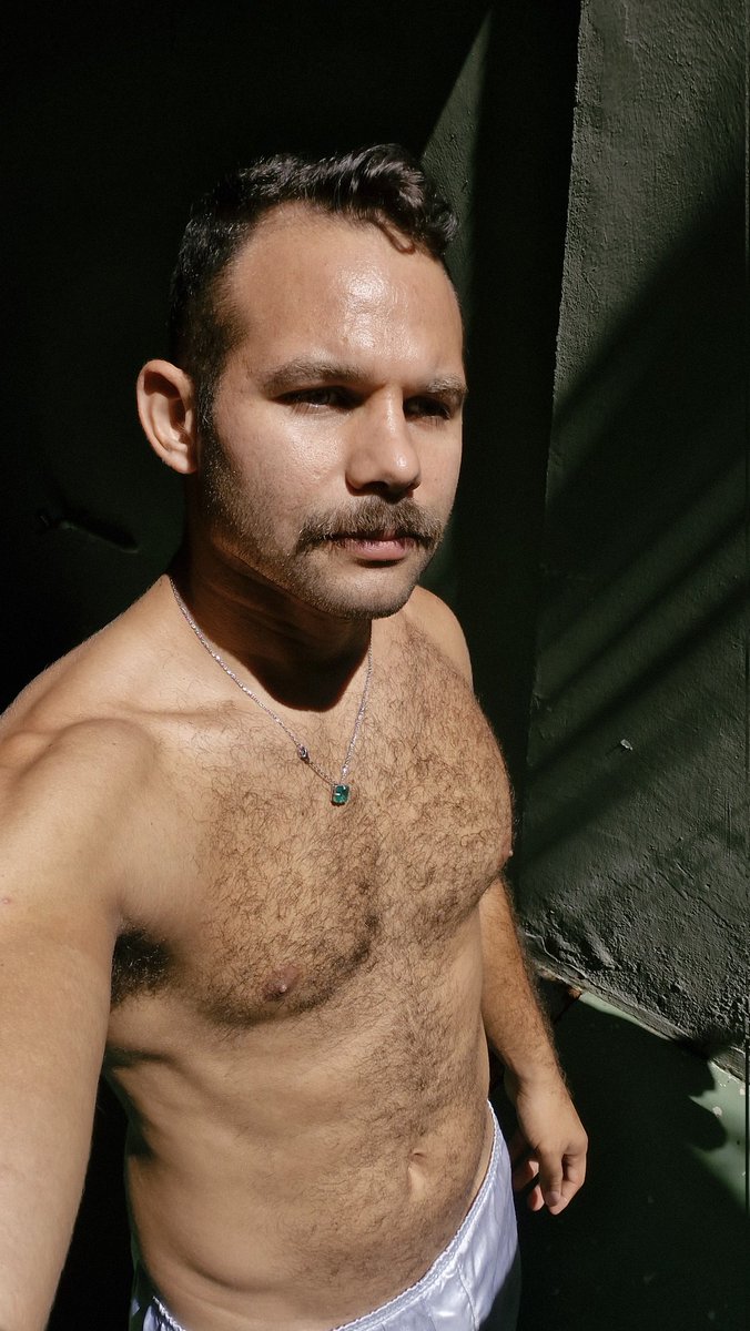 Ôxe junior tweet media