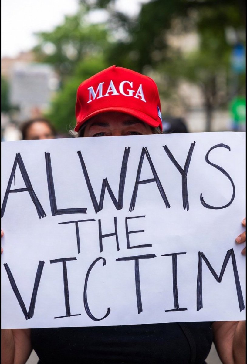 #NeverSayTheCWord tweet media