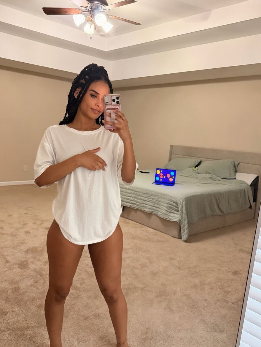 Ava Grey tweet media