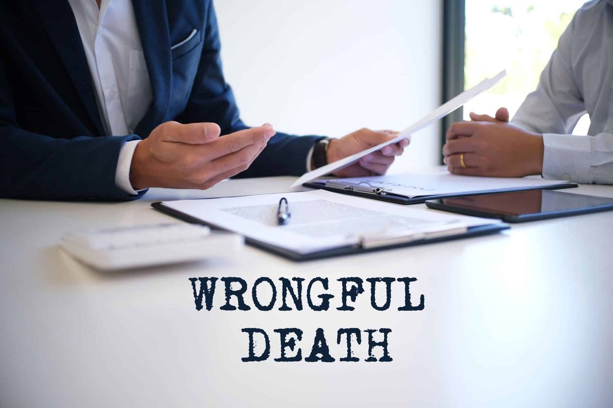 💔 When negligent driving takes a life, the impact reaches far beyond the crash. This blog breaks down how Illinois families can pursue a wrongful death claim and what justice can look like after an unthinkable loss.  bit.ly/41I0hNk #wrongfuldeath