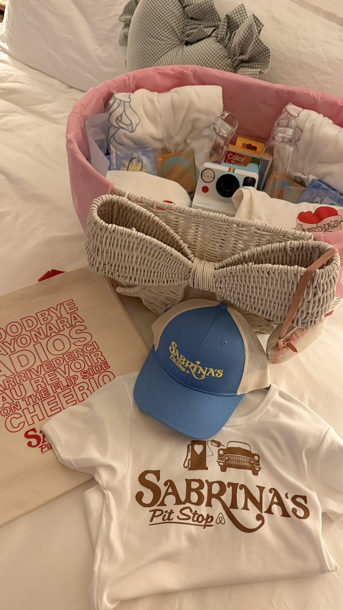 sincerely, maddie ₊°｡ tweet media