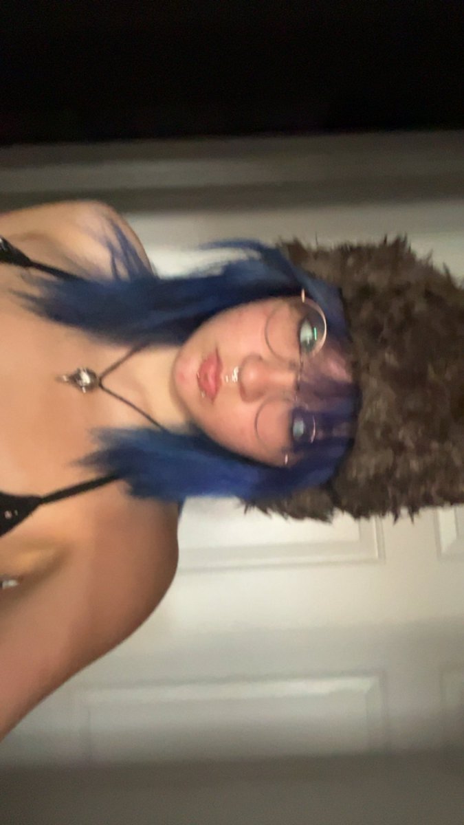 𝐒𝐲𝐝// 𝐁𝐦𝐢 big -blunt cunt- skinny wannabe tweet media