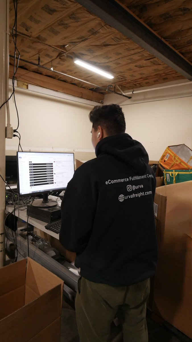 Behind every successful shipment is an experienced team ensuring fulfillment goes smoothly.