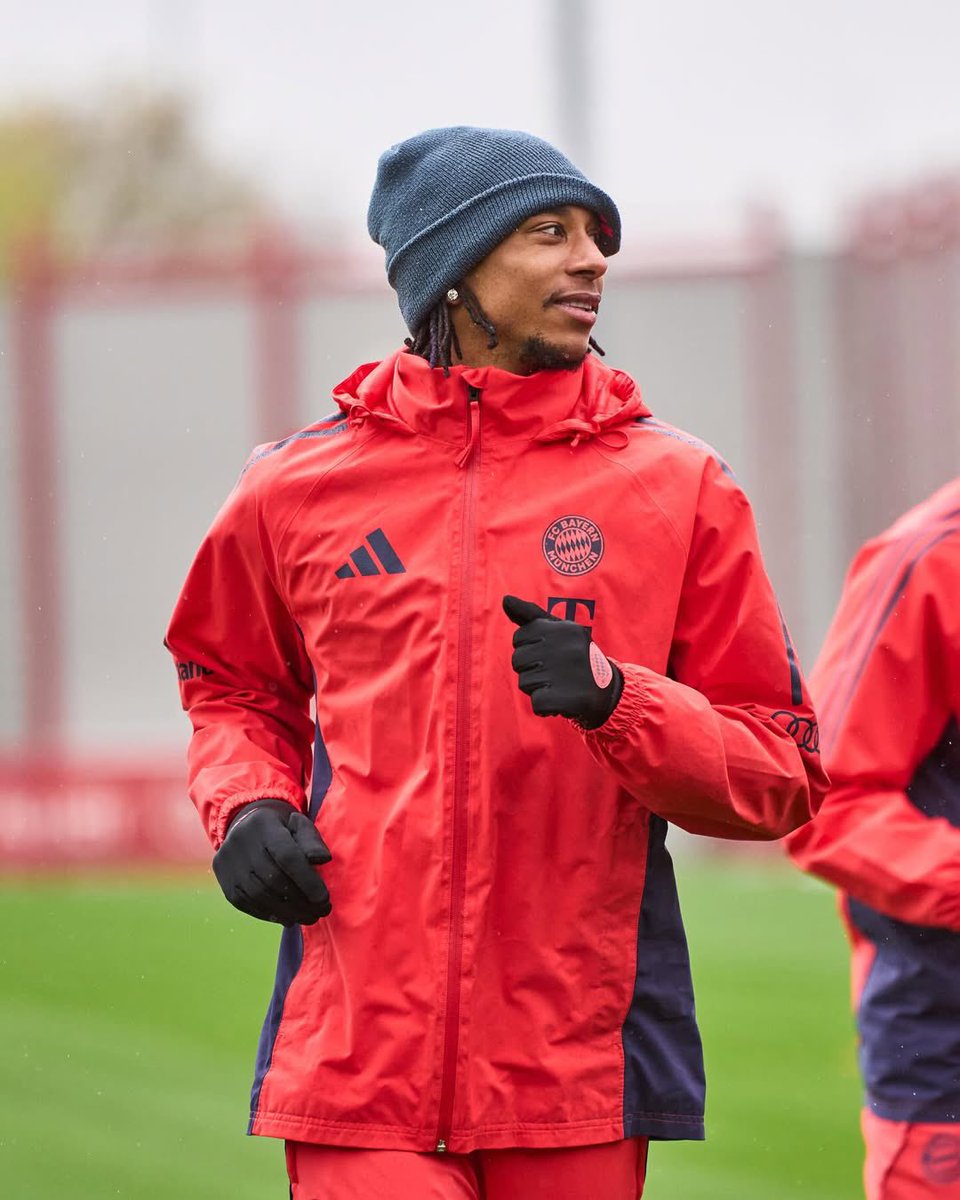 mira🐈‍⬛ tweet media