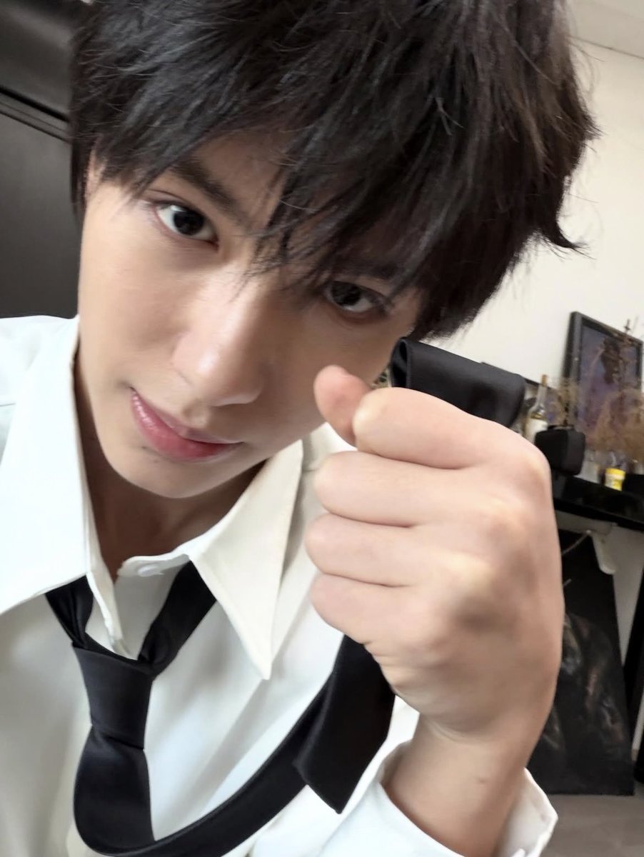 NexT1DEINTLFD's tweet image. 04/10/26 Omar🦖 IG Update (1/2)

🔗 instagram.com/p/DW82R1jFCmj/…

#NexT1DE #NexT1DE_OMAR #OMAR #OmarTang #唐奥玛