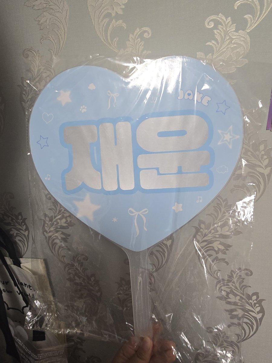 먕호 / 중콘 / Floor F1 tweet media