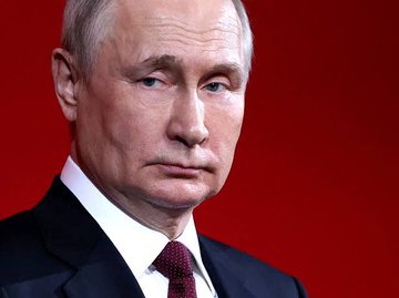 свет tweet media