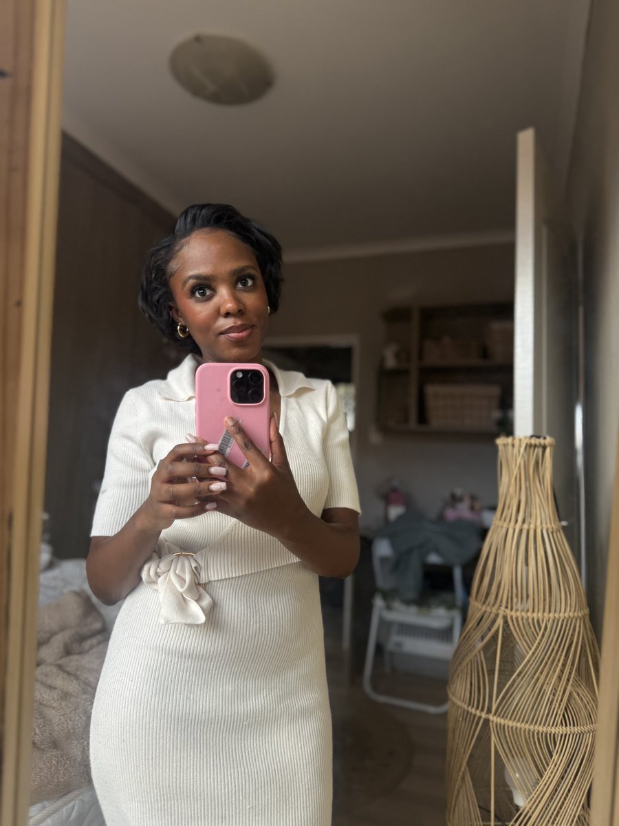 The bee's knees tweet media