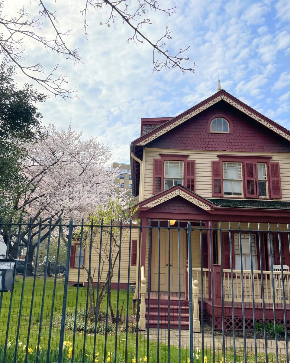 Lewis Latimer House tweet media