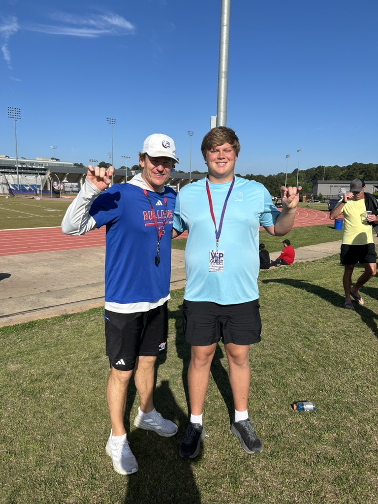 Peyton7698's tweet image. After a lovely visit and a conversation with @SCumbie_LaTech, I’m blessed to receive my 4th division 1 offer from Louisiana Tech!
@JEBuchta07 @thedeepball @coachmerch @APWALK1 @GPowersScout @JustinApod @LATechFB @ChadSimmons #HBTD
@SWiltfong_ @GregBiggins