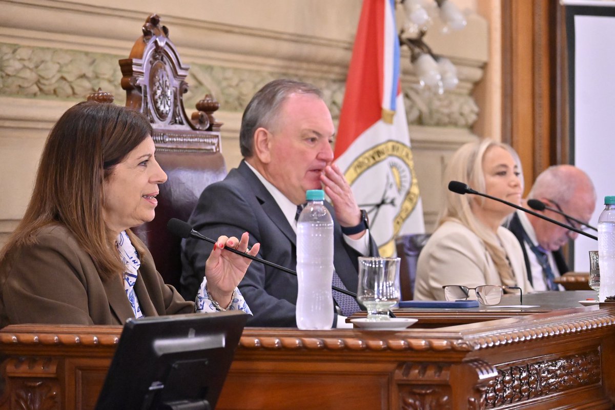 Diputadas y Diputados Santa Fe tweet media