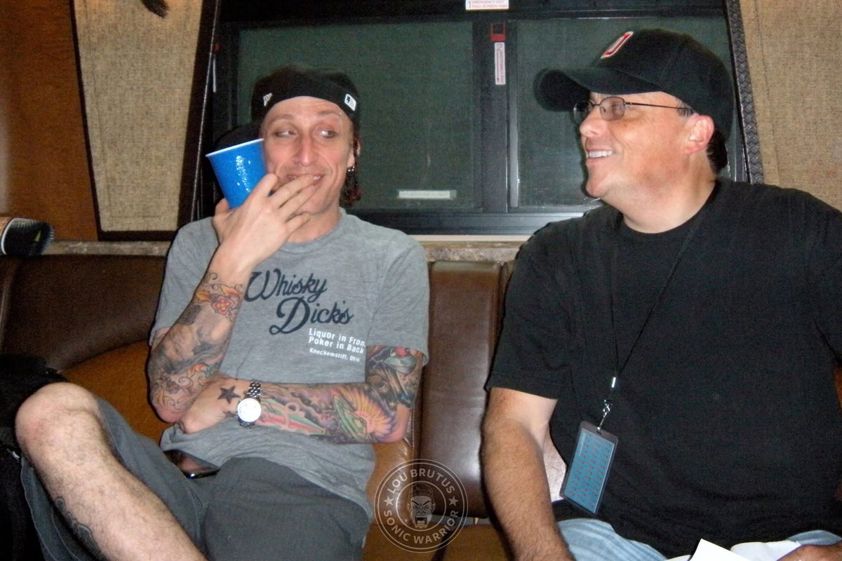 hardDriveRadio tweet media