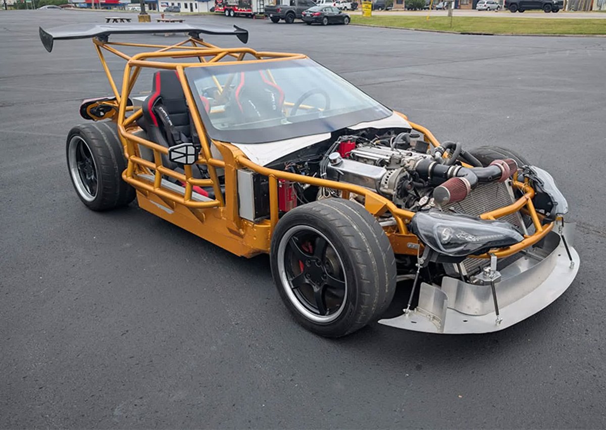 CorvetteBlogger's tweet image. Corvettes for Sale: 1986 Vette Kart with a Custom Cage and a 4-Speed Manual corvetteblogger.com/2026/04/10/cor… #Corvette #C4