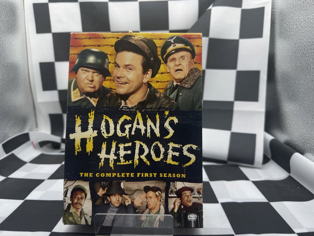 WilliamJGraham's tweet image. Check out Hogan's Heroes - The Complete First Season DVD ebay.us/m/y2PAGd #eBay via @eBay 
The Hogan's Heroes - The Complete First Season" is a 5-disc DVD set featuring the popular television comedy series. The discs are in NTSC video format and come in a tall DVD case.
