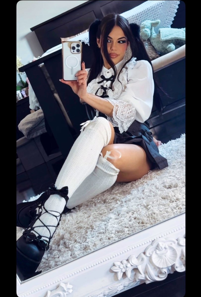 Jenneses tweet media