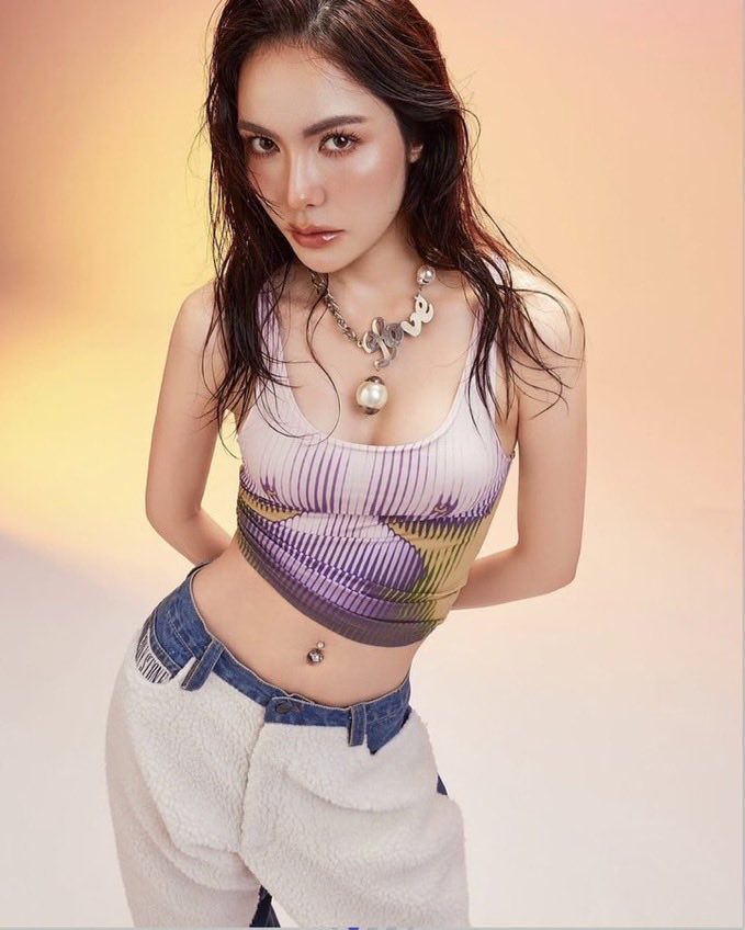 sama🪐 tweet media