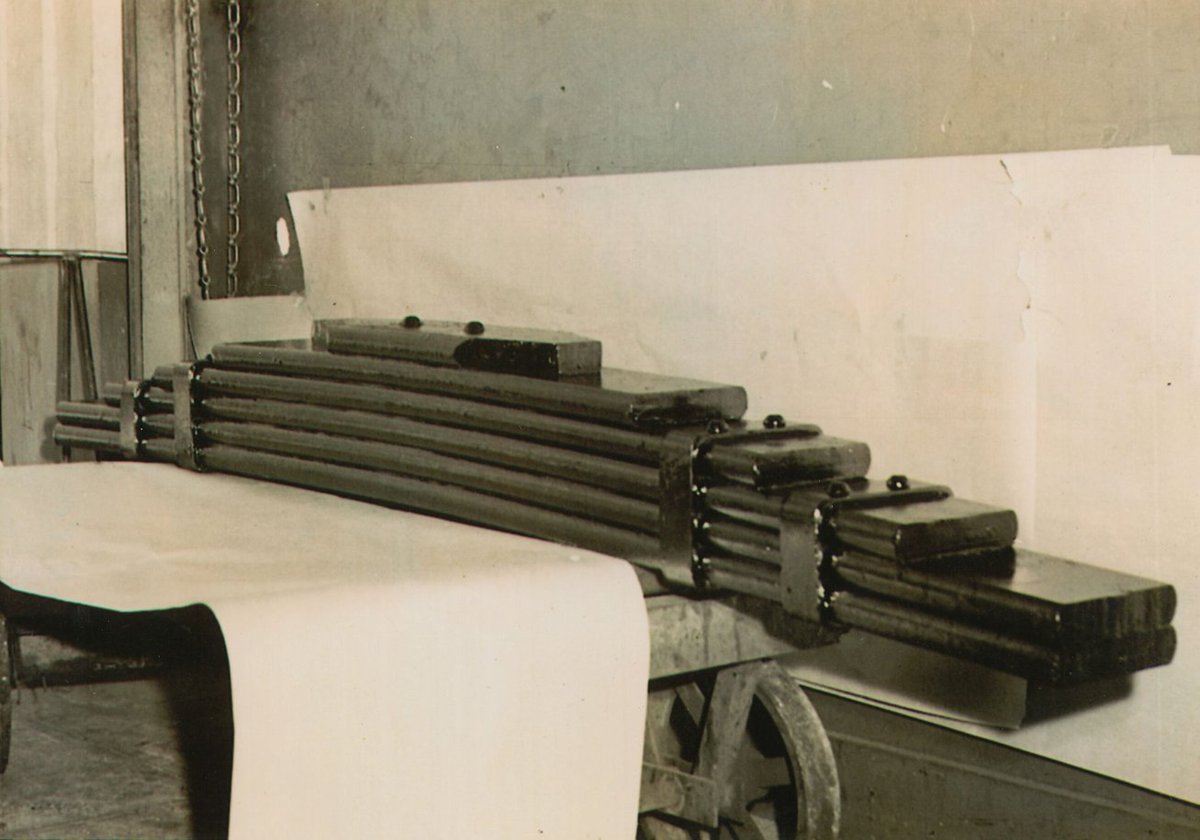 BettsCompany's tweet image. Fun Friday Challenge: What was this leaf spring used on?

We came across this photo in the Betts archive, most likely from the 1950s or 60s.

#funfridaychallenge #manufacturinghistory #springmanufacturing #leafsprings #madeinusa #madeinamerica #improvingthewaythingsmovesince1868