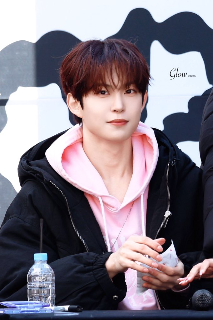 Boygroups Media tweet media