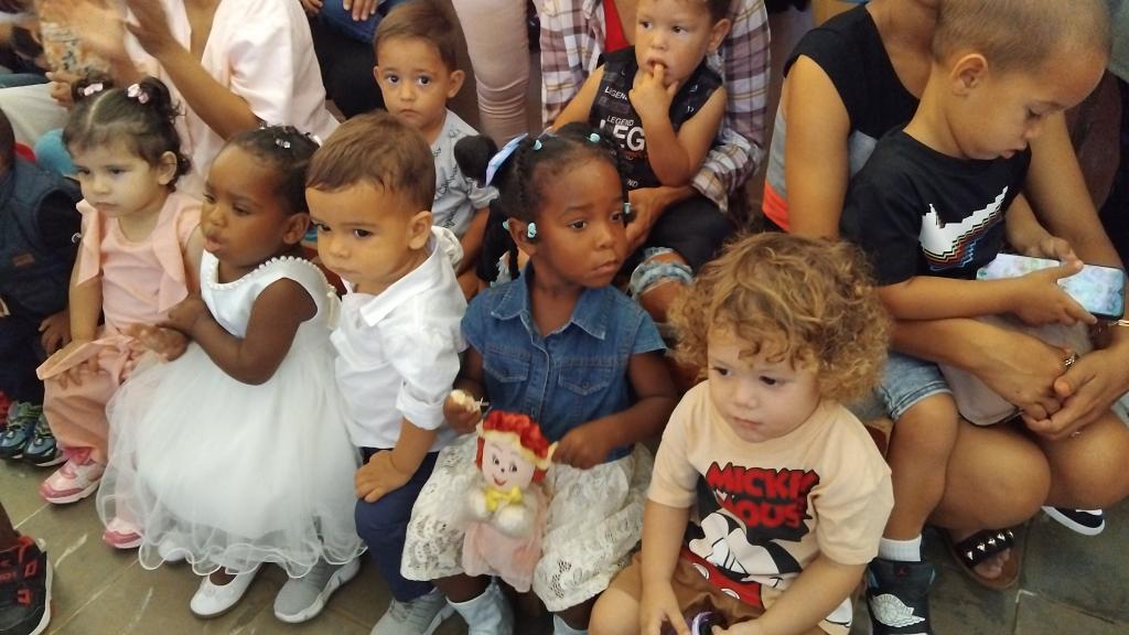 RachelAlvarezR1's tweet photo. Los círculos infantiles han sido el primer escalón en la enseñanza y la educación de nuestro país. 
Desde el amor y la dedicación, las educadoras, la familia, los niños y niñas celebran hoy aniversario de su creación.
#LaPrimeraInfanciaImporta
#CubaMined #PinardelRío https://t.co/i7qZ6FaqFH