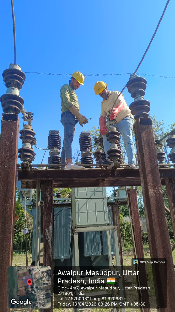 mvvnlbahraich's tweet image. जनपद बहराइच के विधुत उपकेंद्र रंजीतपुर में 33केवी आइसोलेटर मेंटीनेंस का कार्य विधुत कर्मियो द्वारा किया गया। #Maintenance @aksharmaBharat @AKSharmaOffice @mduppcl @MVVNLmd @UPPCLLKO @MVVNLHQ @CeDevipatan @DMBahraich