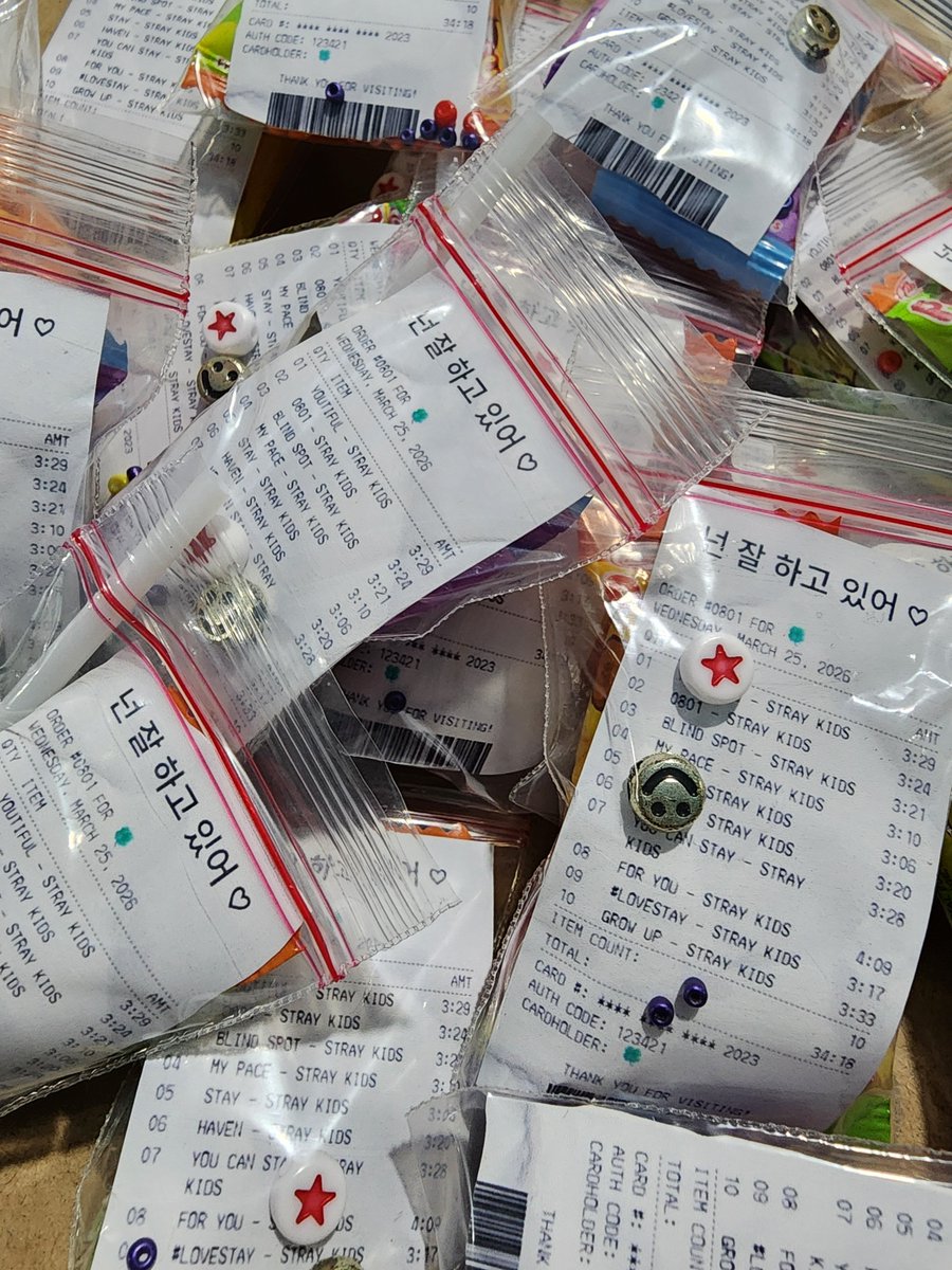 ris 🧭 tweet media