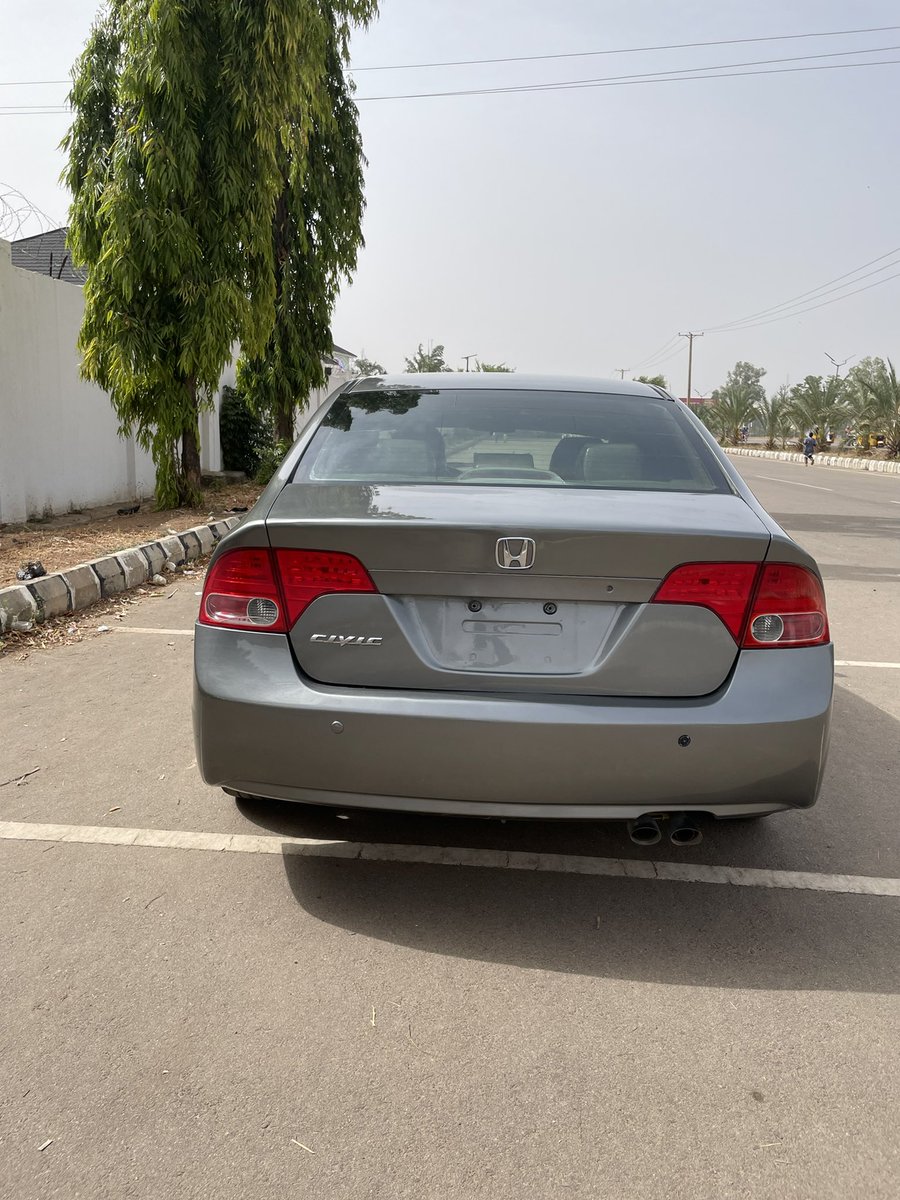 UsmanSamir's tweet photo. DISTRESS SALE❌
BELGIUM STANDARD 🇧🇪 
HONDA CIVIC 
IROBOT 2007 MODEL
WITH FREE ANDROID SCREEN 
BUY AND DRIVE GOING FOR JST 5.2M KADUNA📍NO CHAIN 🔐07087926238 https://t.co/gijwvCbL39