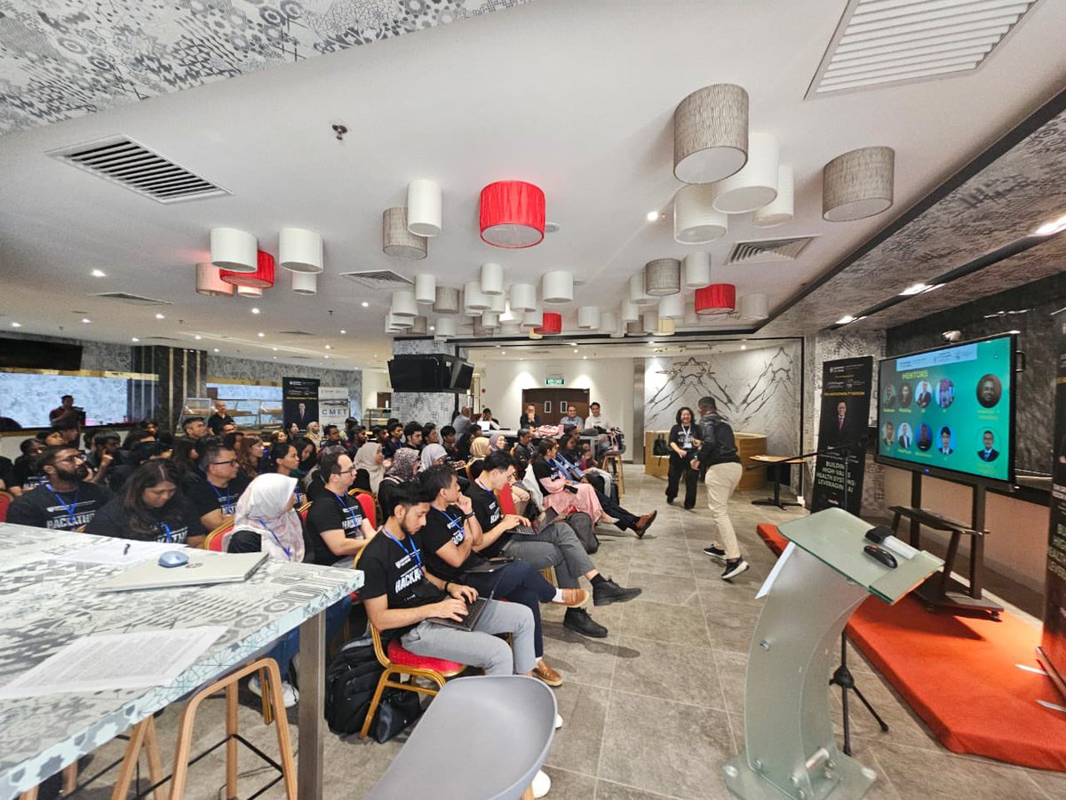 DGHisham's tweet image. The Harvard Health Systems Innovation Lab (HSIL) Global Hackathon started today at the Centre of Medical Education and Training (CMET), UCSI Hospital, the official Malaysian Hub.

All teams were mentored and coached today by a team of experts and will take the stage tomorrow to