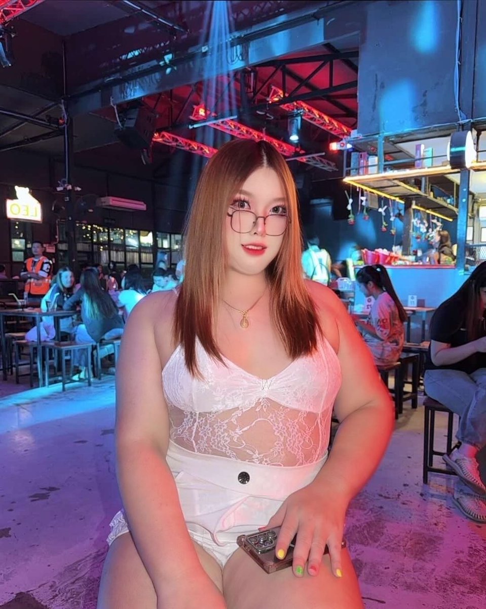 นามิ 🐷 tweet media