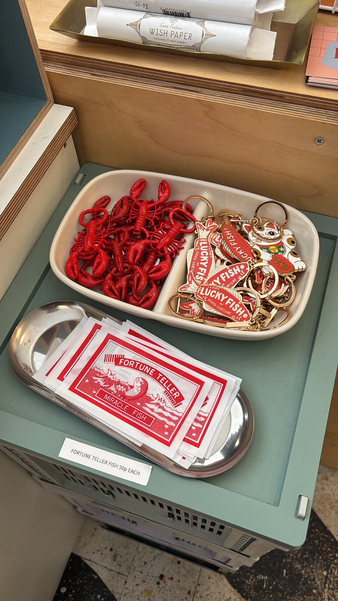 gal24d's tweet image. Say less