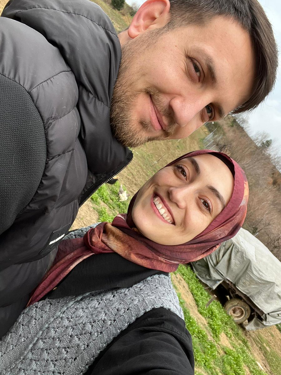msraugur's tweet photo. İnan bana sevgilim inan.
Evimde şenliksin, bahçemde bahar.. https://t.co/foxvwwBL1S