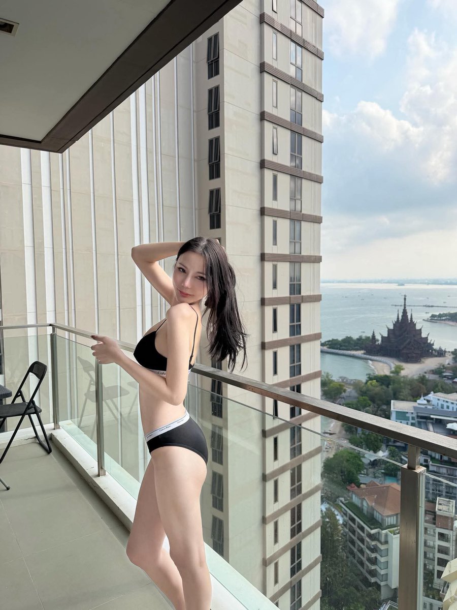 Rosemarywinton's tweet photo. ไปหาใครได้บ้างคะ?? #พัทยา #ชลบุรี 
หรือใครจะมาหาหนูบ้างคะ ??? 
ตรงปกไม่เร่ง
ไลน์🆔 moeyesii https://t.co/xOAbTwA2w2