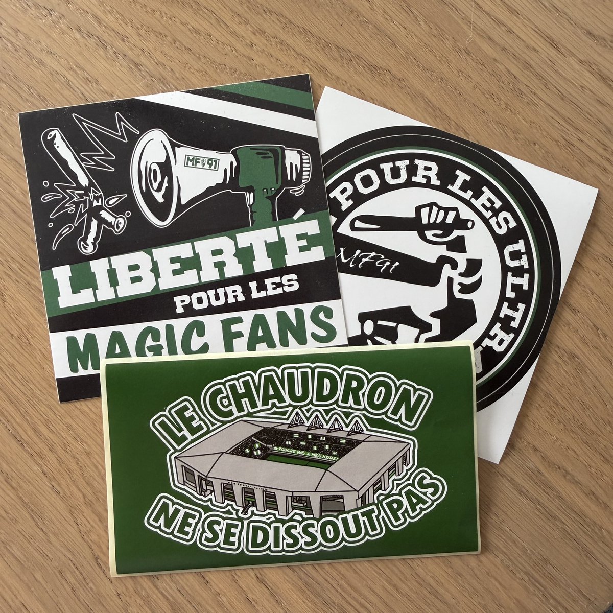 snuupTW's tweet photo. RDV DEMAIN 16H30 🗣️

#lechaudronnesedissoutpas 
#touchepasàmeskops 
#libertépourlesultras https://t.co/sTA9sADQuQ