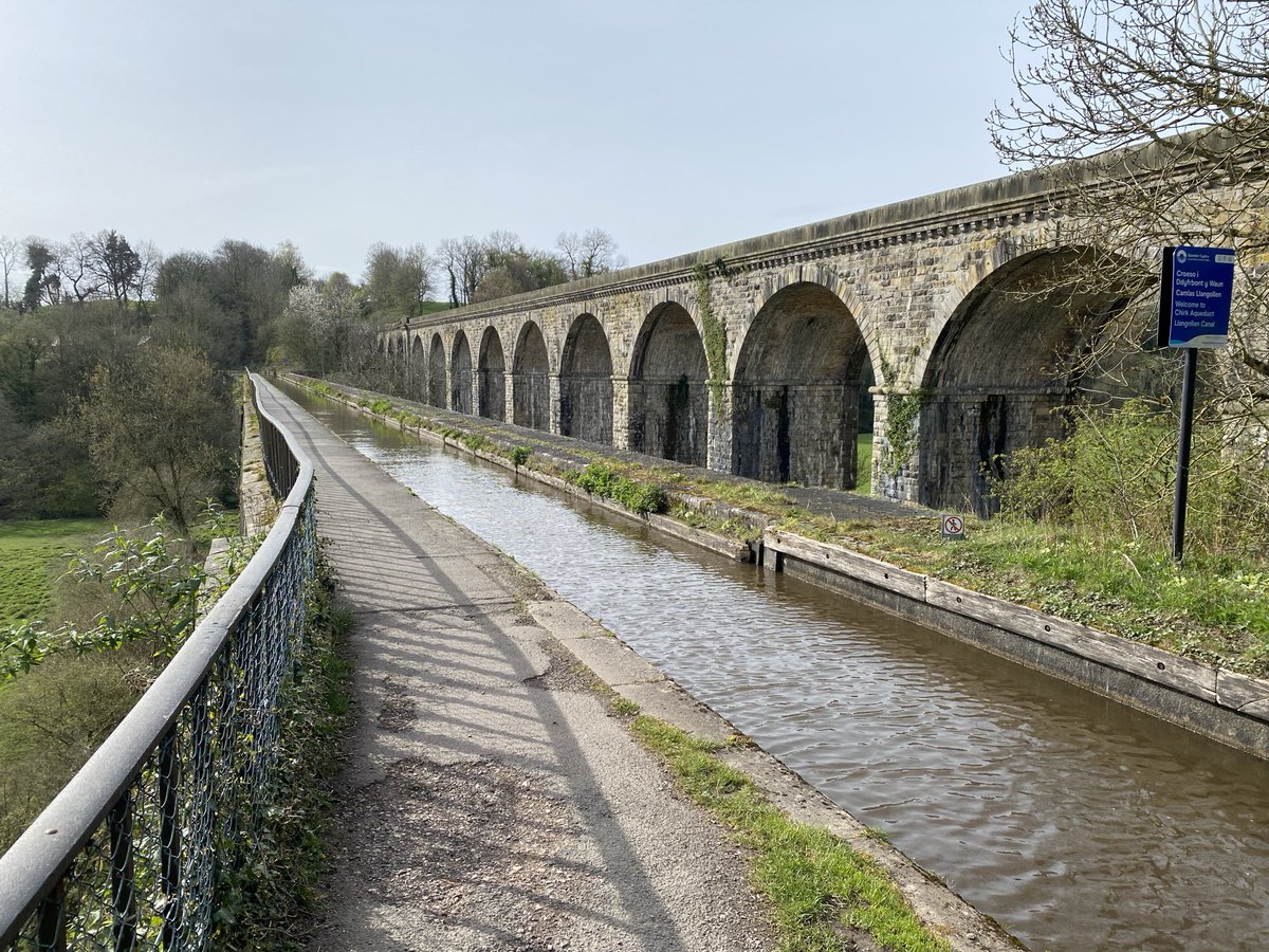 Airstreamboy's tweet photo. Aqueduct, Viaduct and Tunnel at Chirk. https://t.co/fFxvY1cIhE