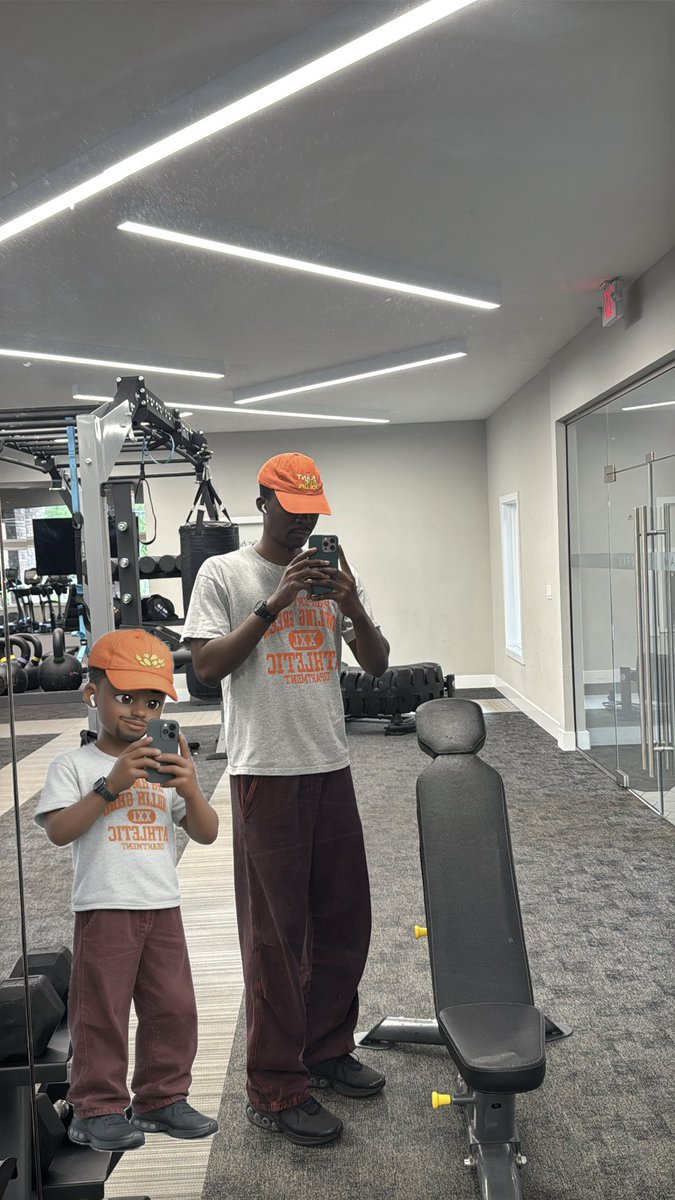 Akinmade tweet media