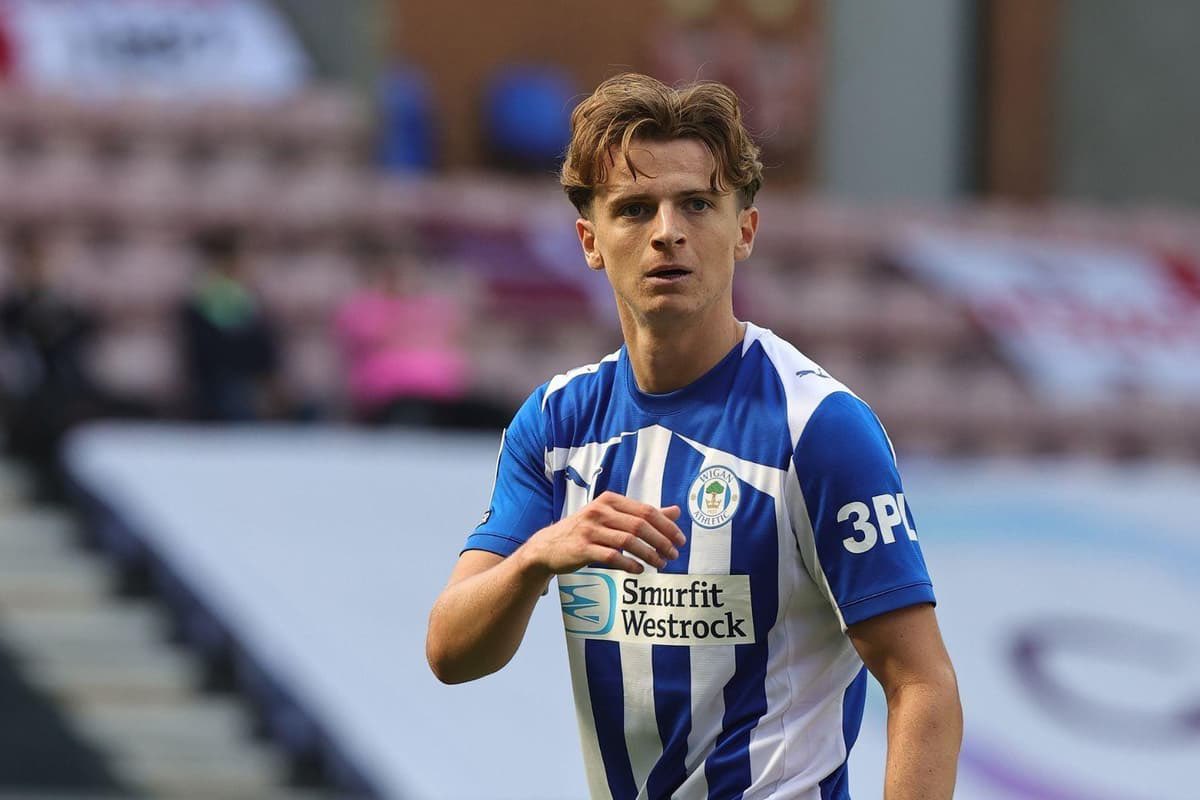 LaticsBase's tweet image. 🚨Ryan Trevitt, Owen Moxon and Morgan Fox will all be available for selection against Mansfield Town tomorrow. #wafc [@WigToday]