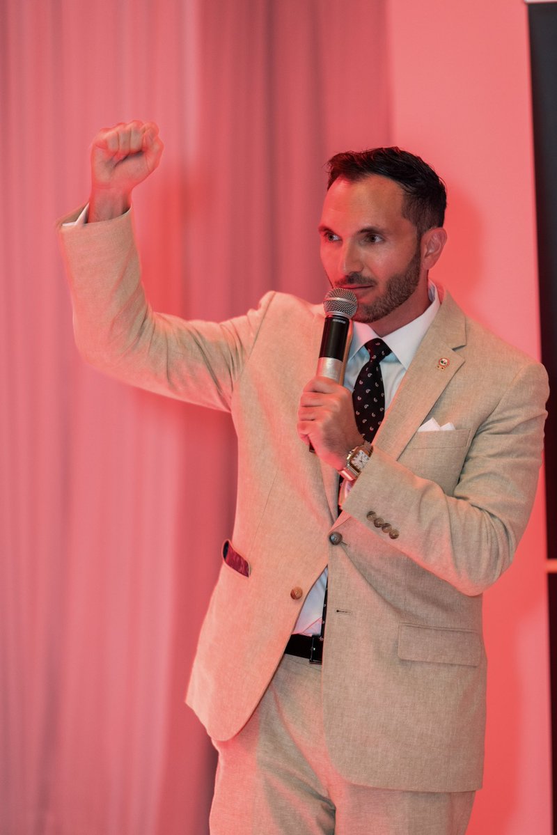 Mike Crispi tweet media