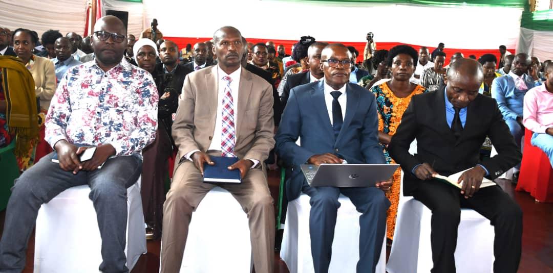 Le <a href="/MiniJustice_BDI/">Ministère de la Justice de la République Burundi</a>, en collaboration avec la Cour suprême, a organisé ce vdi 10/4/2026 à <a href="/Gitega/">Province Gitega</a>, 1 atelier d’échanges sur l’opérationnalisation des nvelles juridictions ds toutes les zones, communes et provinces, à l’intention des personnes œuvrant ds le domaine de la justice.
