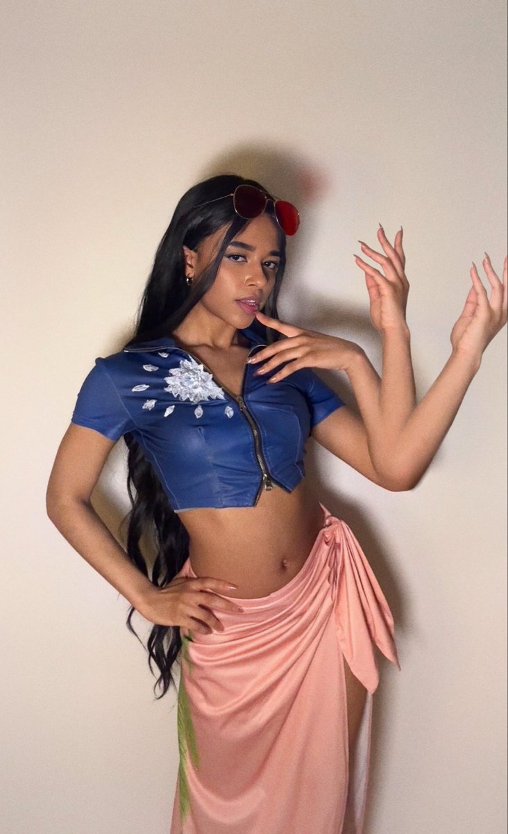 MANNY MOON 🌙 tweet media