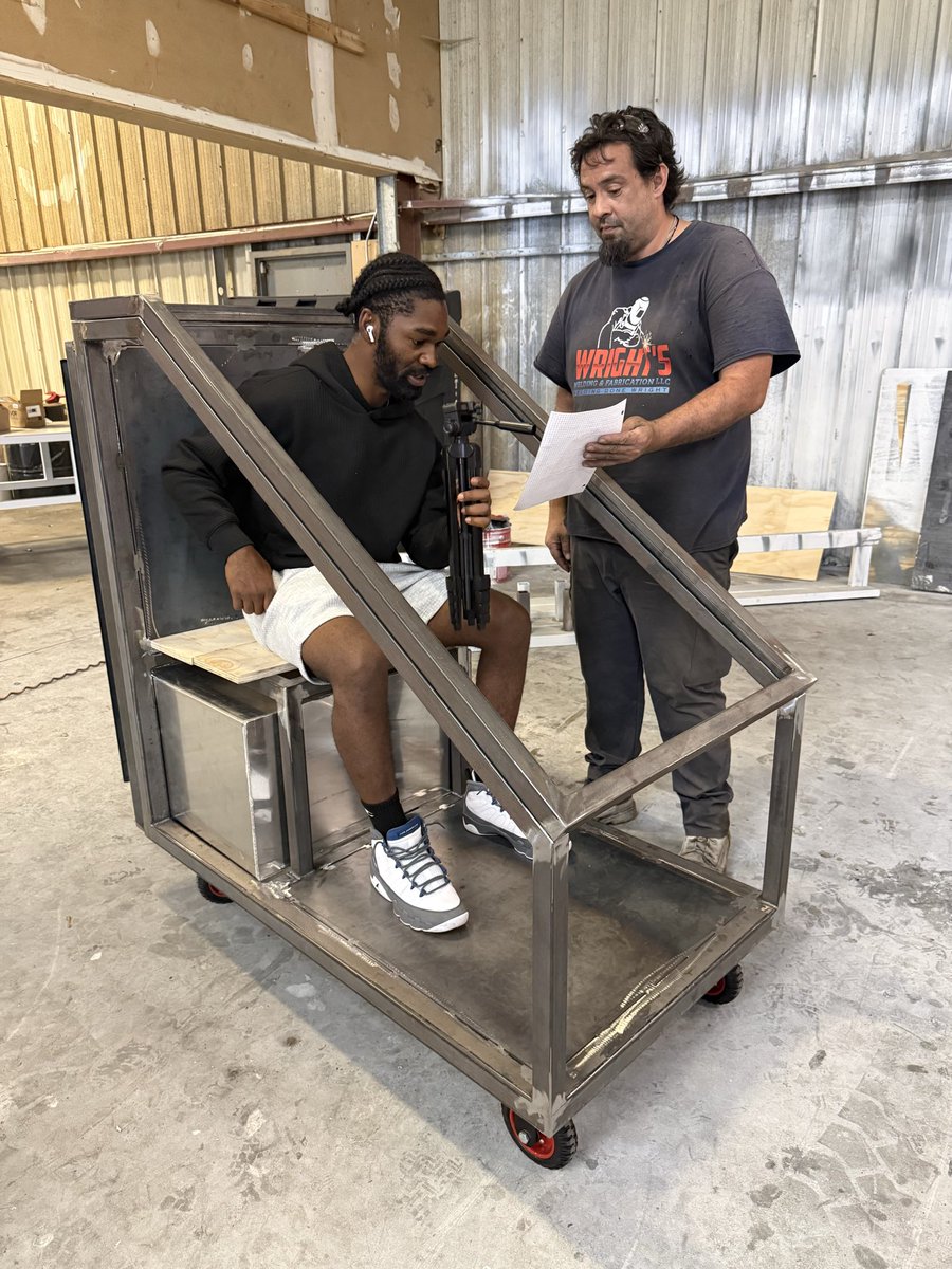 CleanBoxEnt's tweet photo. It’s the CEO birthday 🎉 ♈️🐏…  Instead of birthday wishes can yall  Help us hit 1,000 followers

What started as an idea is now becoming real.

Appreciate everyone rocking with us from day one. 🙏🏾

#CleanBoxinc #Cleanbox2026 https://t.co/MmNsDkX7vl