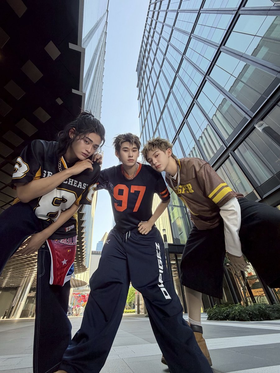 ATLASofficialTH's tweet image. [ Photoset ] ATLAS at One Bangkok Sunsational Songkran Festival 2026 

🗓️ 10.04.2026
📍One Bangkok Park

#SunsationalSongkranFestivalxATLAS
#OneBangkokSummerOneder2026 #SunsationalSongkranFestival
#OneBangkok
#ATLASth #ATLAS_th
#XOXOentertainment