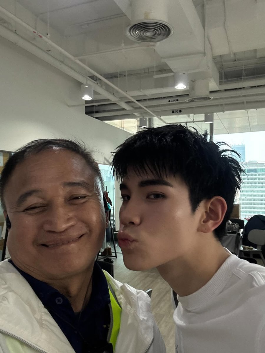 เอ๋ง tweet media